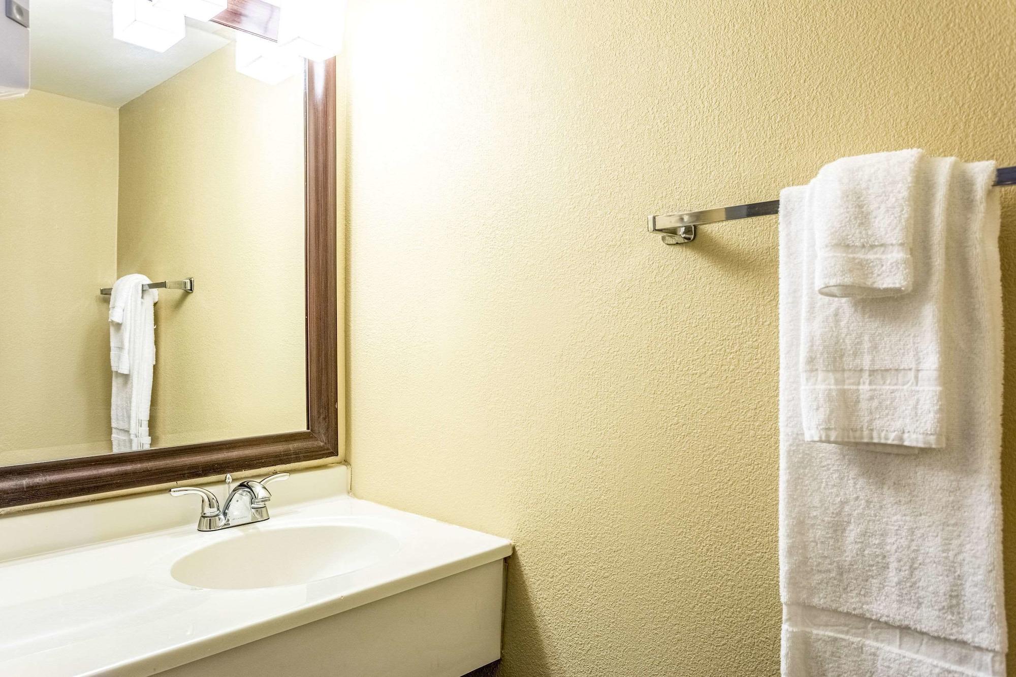 Econo Lodge Fredonia Dış mekan fotoğraf